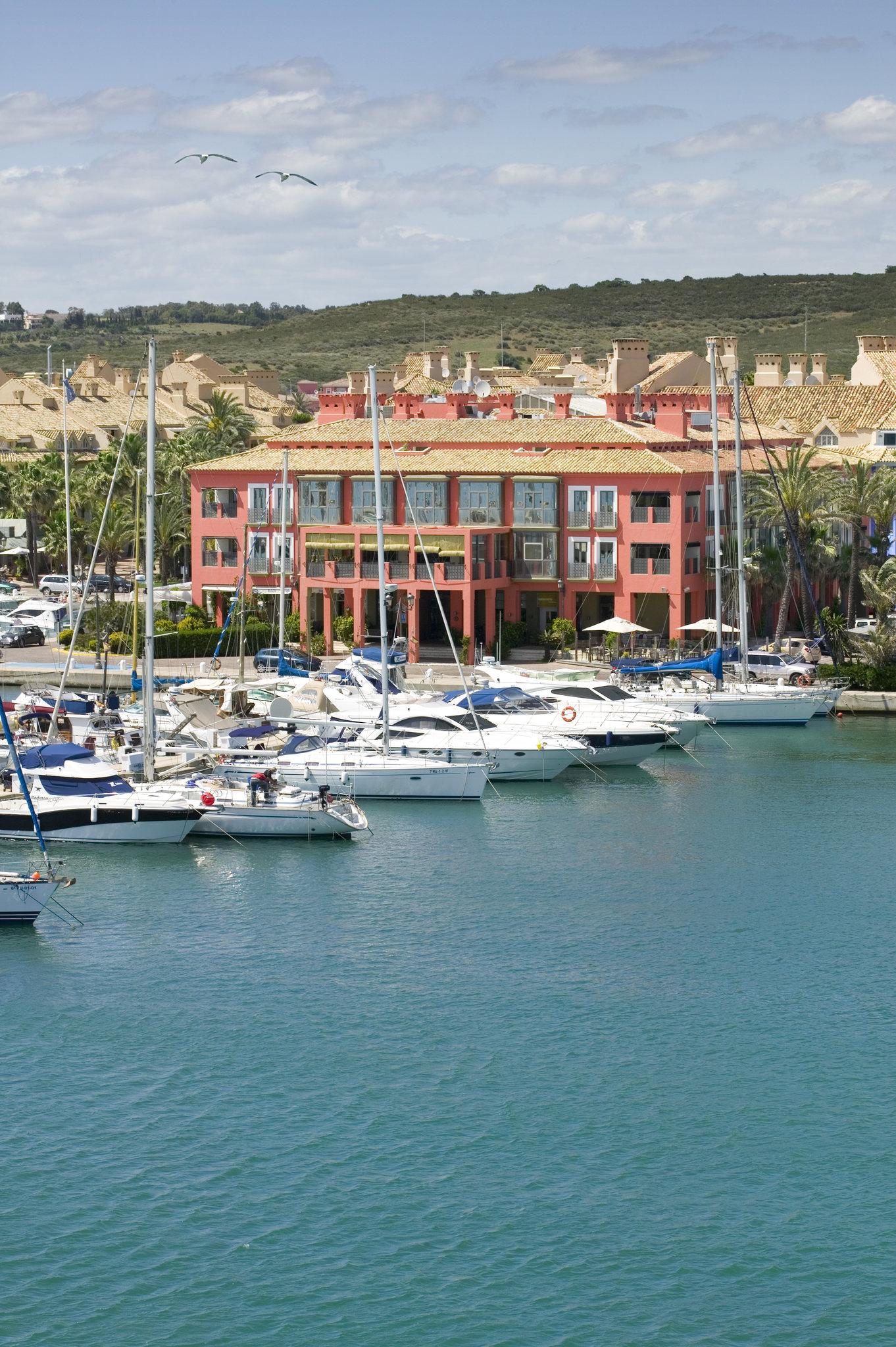 Hotel Mim Sotogrande Club Maritimo Exterior foto